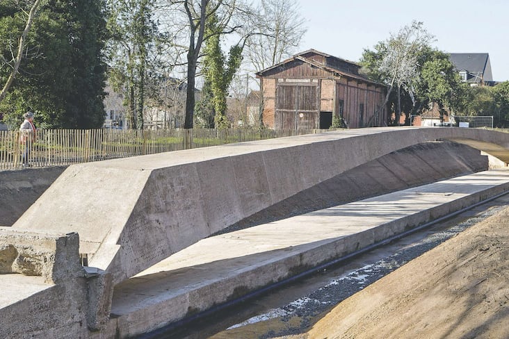 A Moulins L arche Freyssinet Retrouve La Lumi re a-moulins-l-arche-freyssinet-retrouve-la-lumi-re