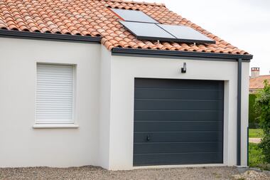 4 bonnes raisons d’installer un volet roulant solaire
