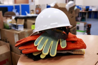 Prévention des risques professionnels : 5 équipements de protection indispensables pour vos équipes