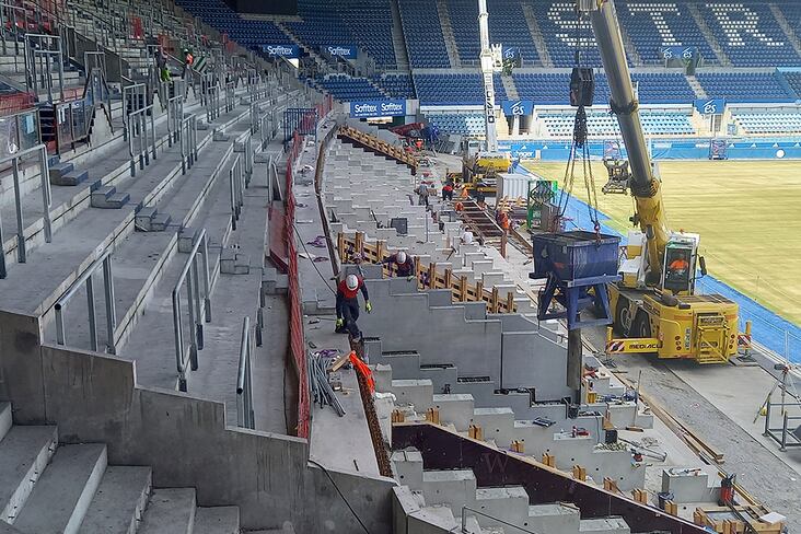 Le stade de la Meinau à Strasbourg en chantier