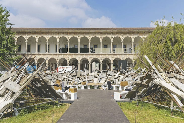 Architecture : une structure circulaire faite de déchets de démolition ...