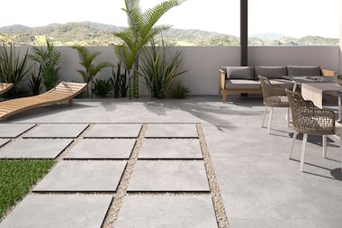 Terrasse moderne en 48h : le secret des dalles sur plots
