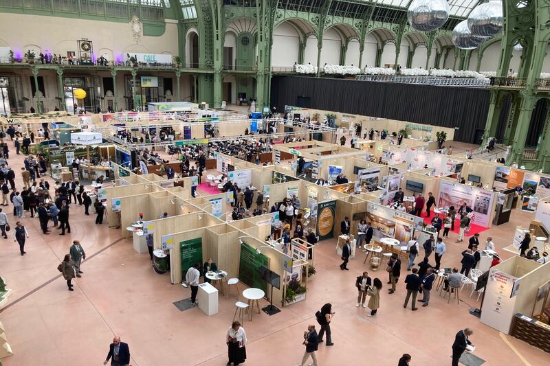 Vue des stands des bailleurs, promoteurs... installés pour la 4e édition du Salon de l'immobilier bas carbone (Sibca), organisée du 3 au 5 septembre 2025 au Grand Palais à Paris (VIIIe).