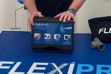 Le groupe FlexiPro s’impose comme une référence mondiale avec son Ébavureur PVC